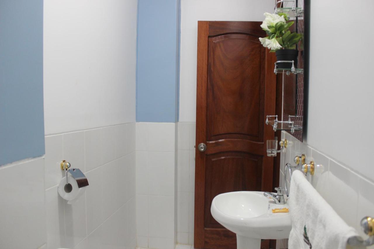 Hotel Boulevard Puerto Maldonado Ngoại thất bức ảnh